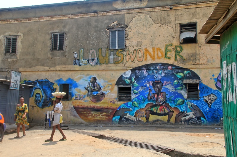 Wall Art, Graffiti at Brazil Lane colonial buildings